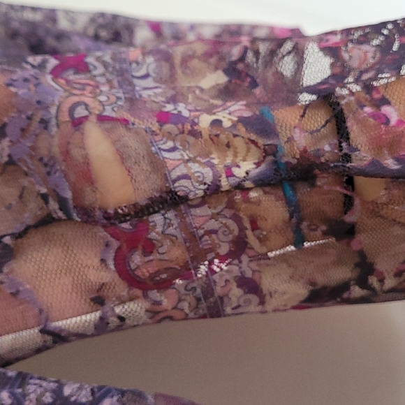 🍂 Primrose Lace Top Pyramid Collection Sheer Blouse - Picture 8 of 9